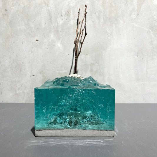 concrete x resin art | life companion, 2020 | W205mm x D90mm x H230mm