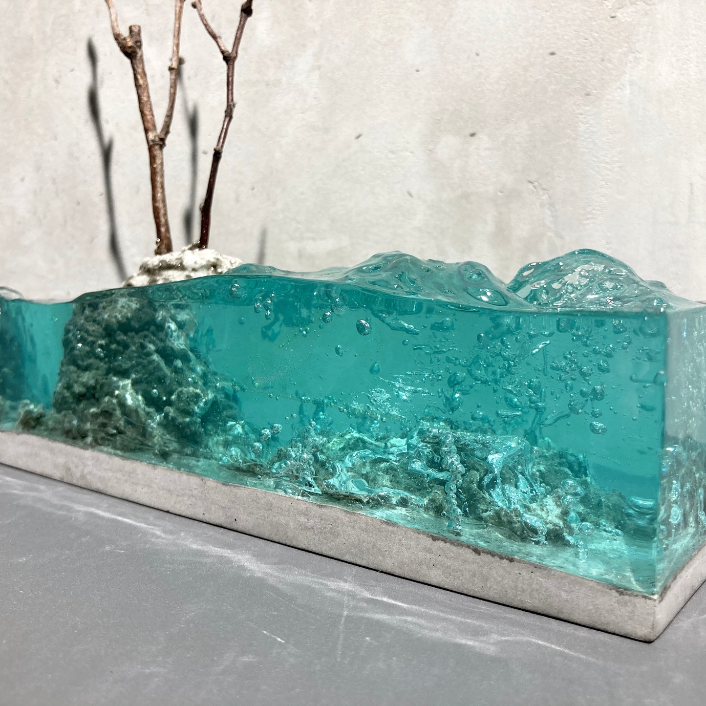 concrete x resin art | life companion, 2020 | W205mm x D90mm x H230mm