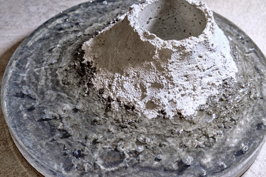 concrete x resin art | warming up