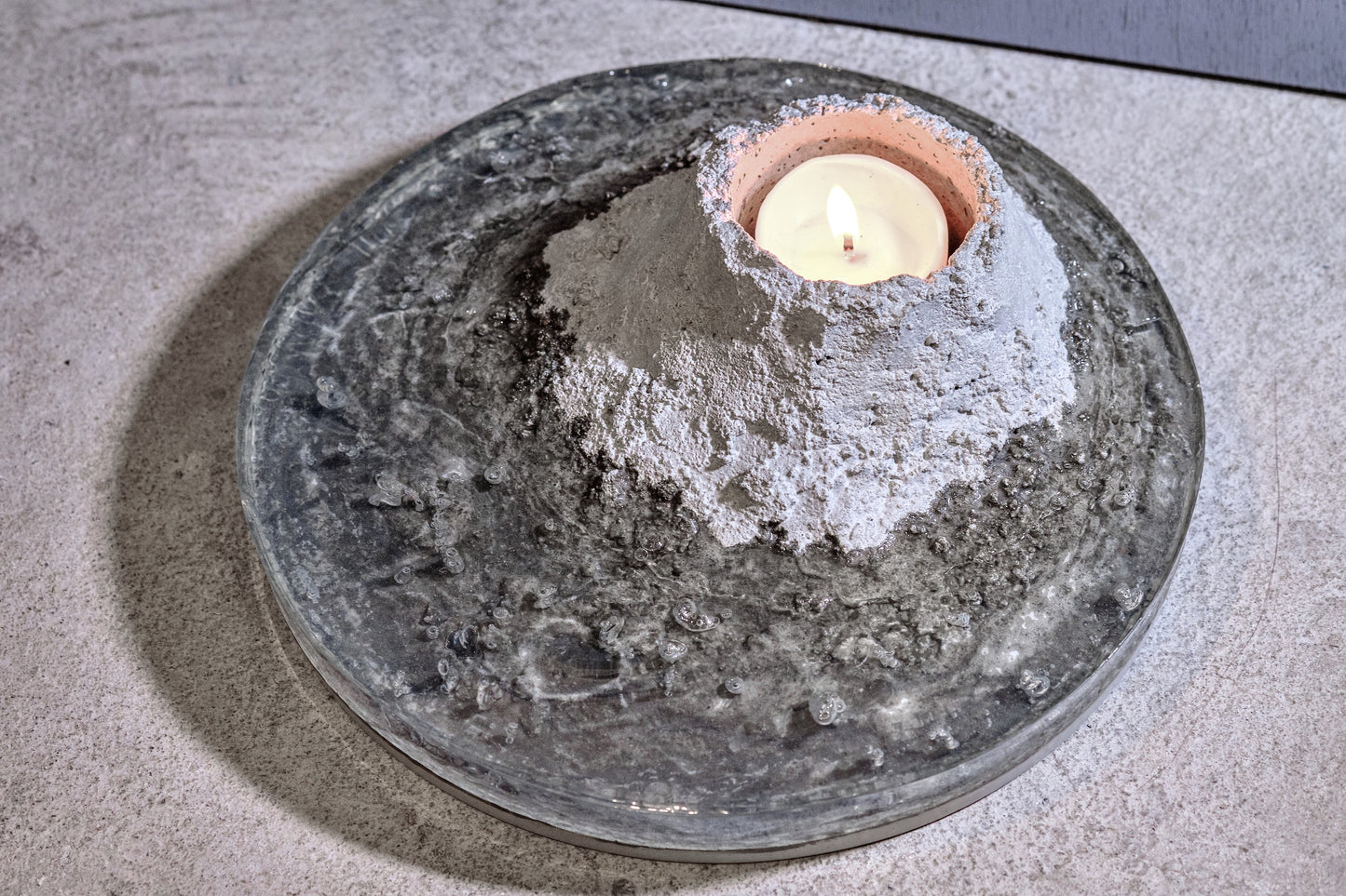 concrete x resin art | warming up