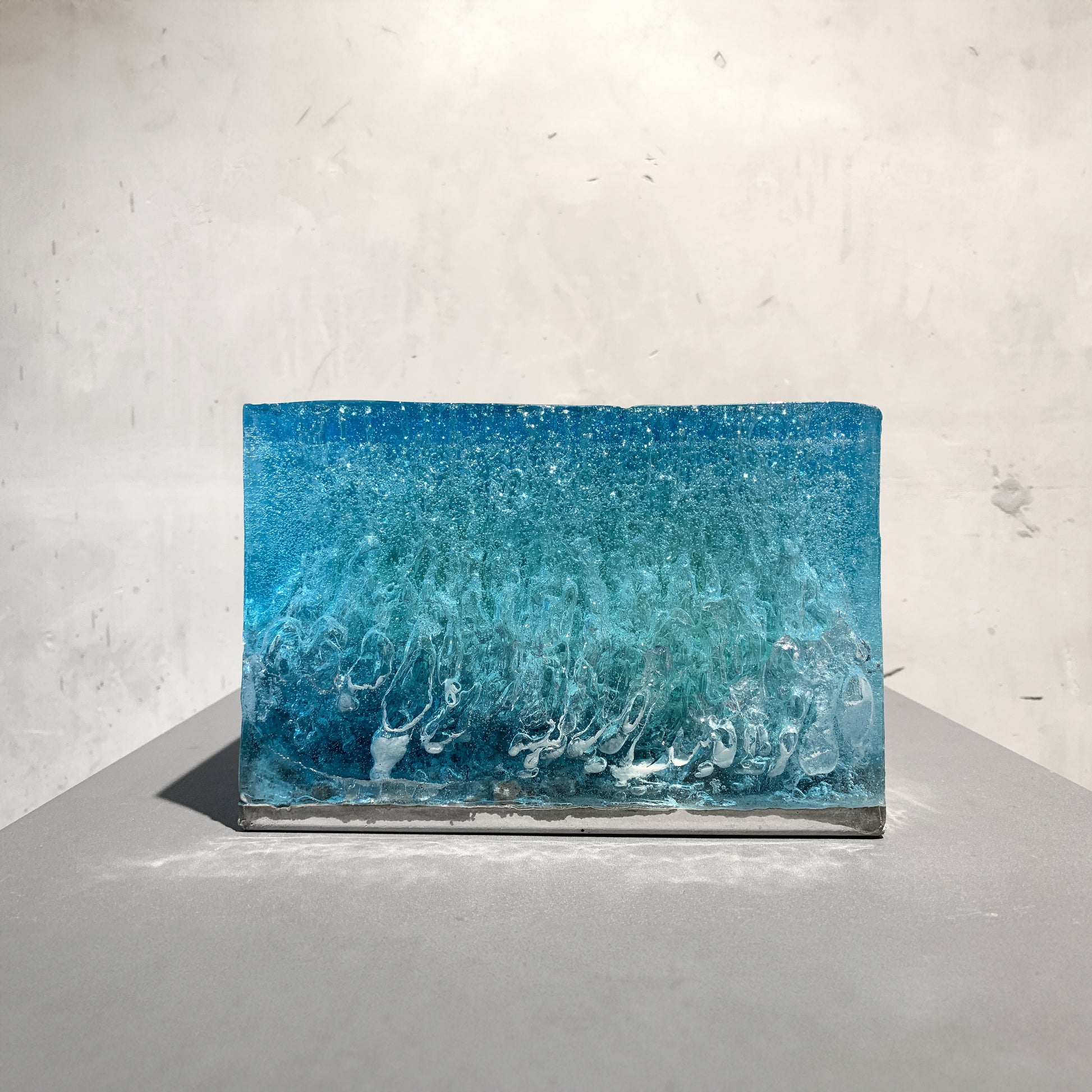 concrete x resin art | bubble