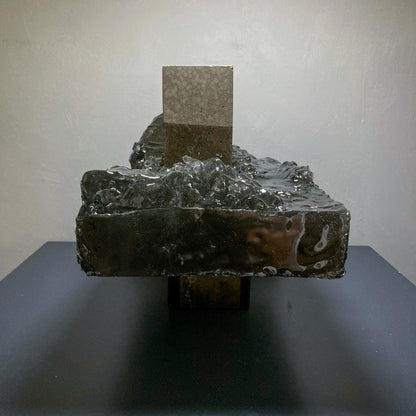 concrete x resin art | floating ocean - shifted, 2023 | W350mm x D200mm x H245mm