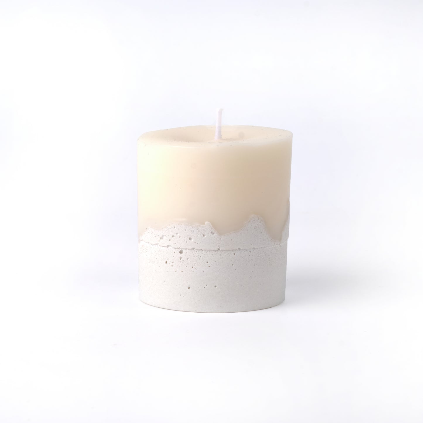 Concrete candle - "white"