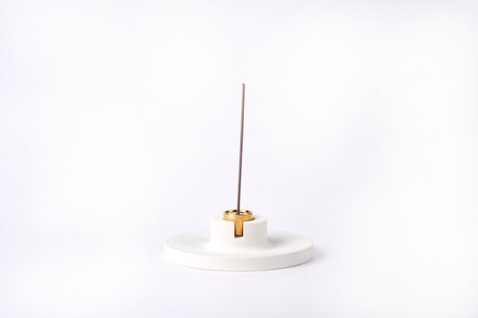 Concrete incense stick holder with brass (disc) - "white"