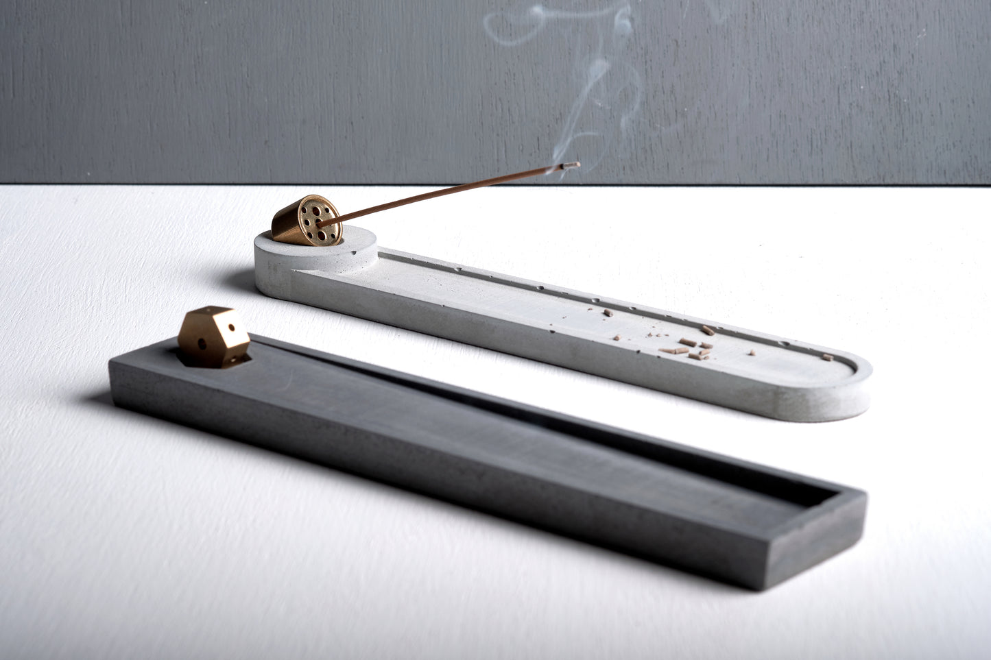 Concrete incense stick holder with brass (long+round) - "grey"