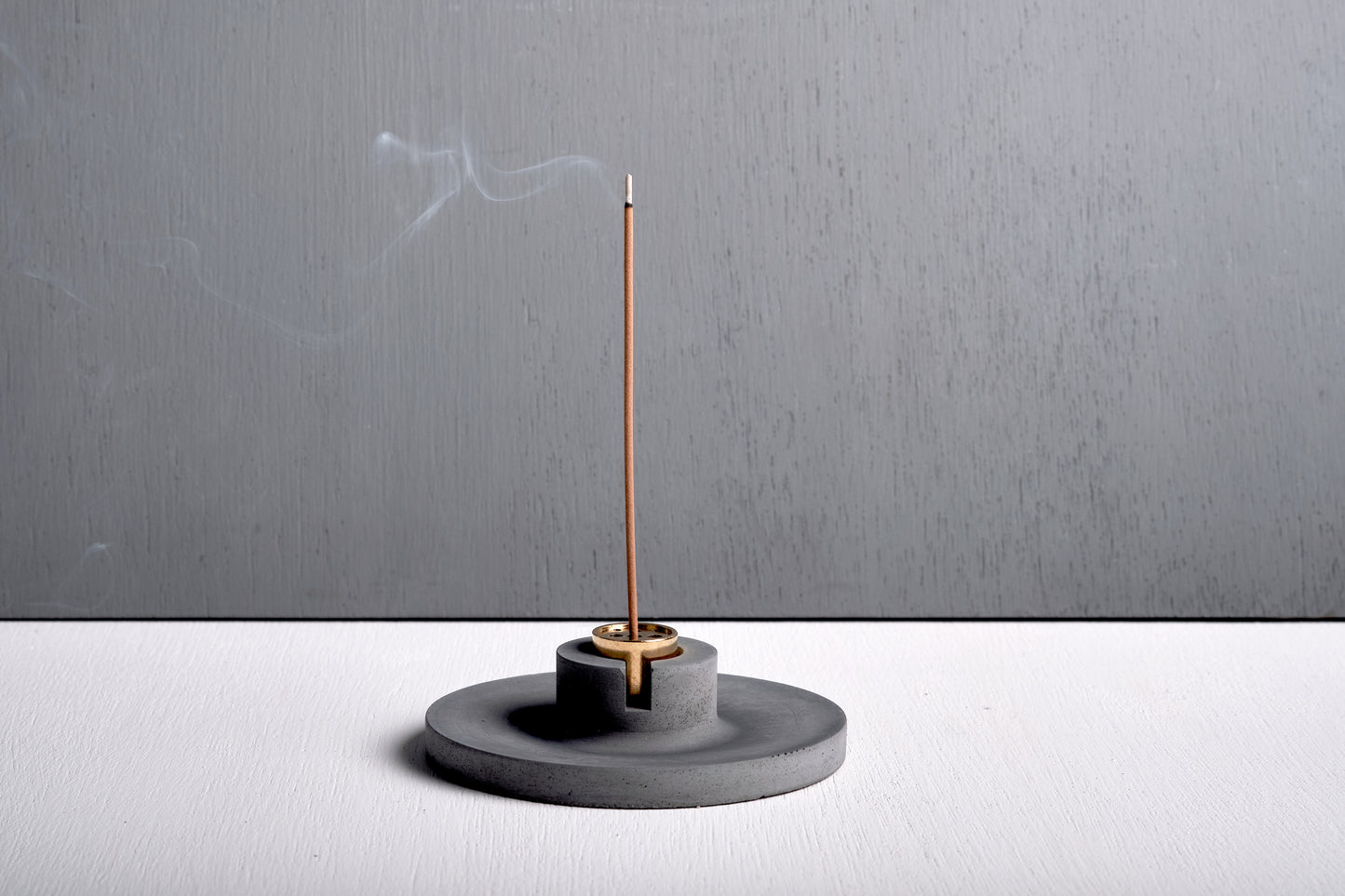 Concrete incense stick holder with brass (disc) - "dark grey"