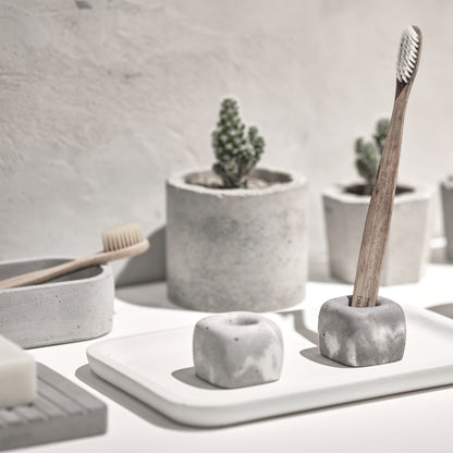Concrete toothbrush holder - "marble white"