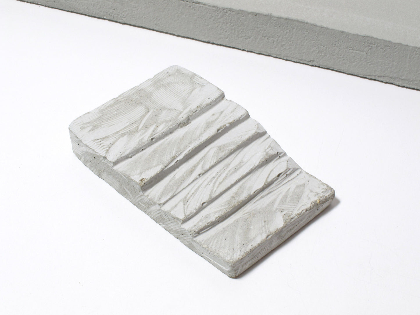 Concrete soap dish / holder (Staircase design)