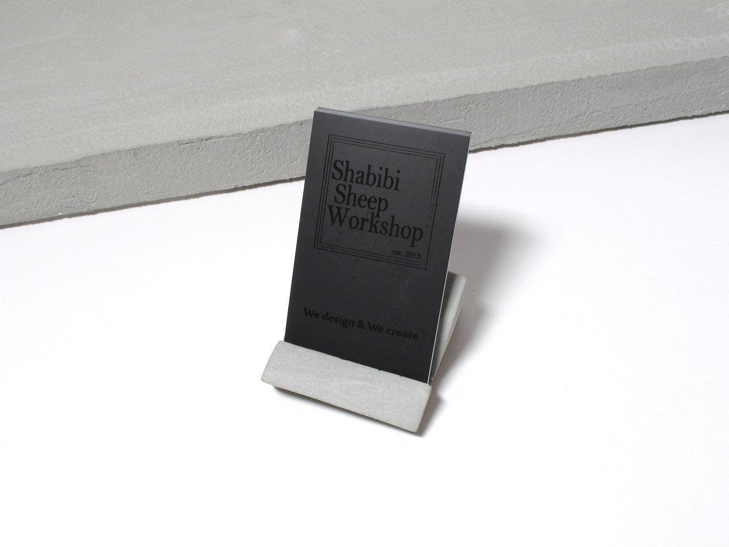 Concrete desktop business card holder (Vertical business cards)
