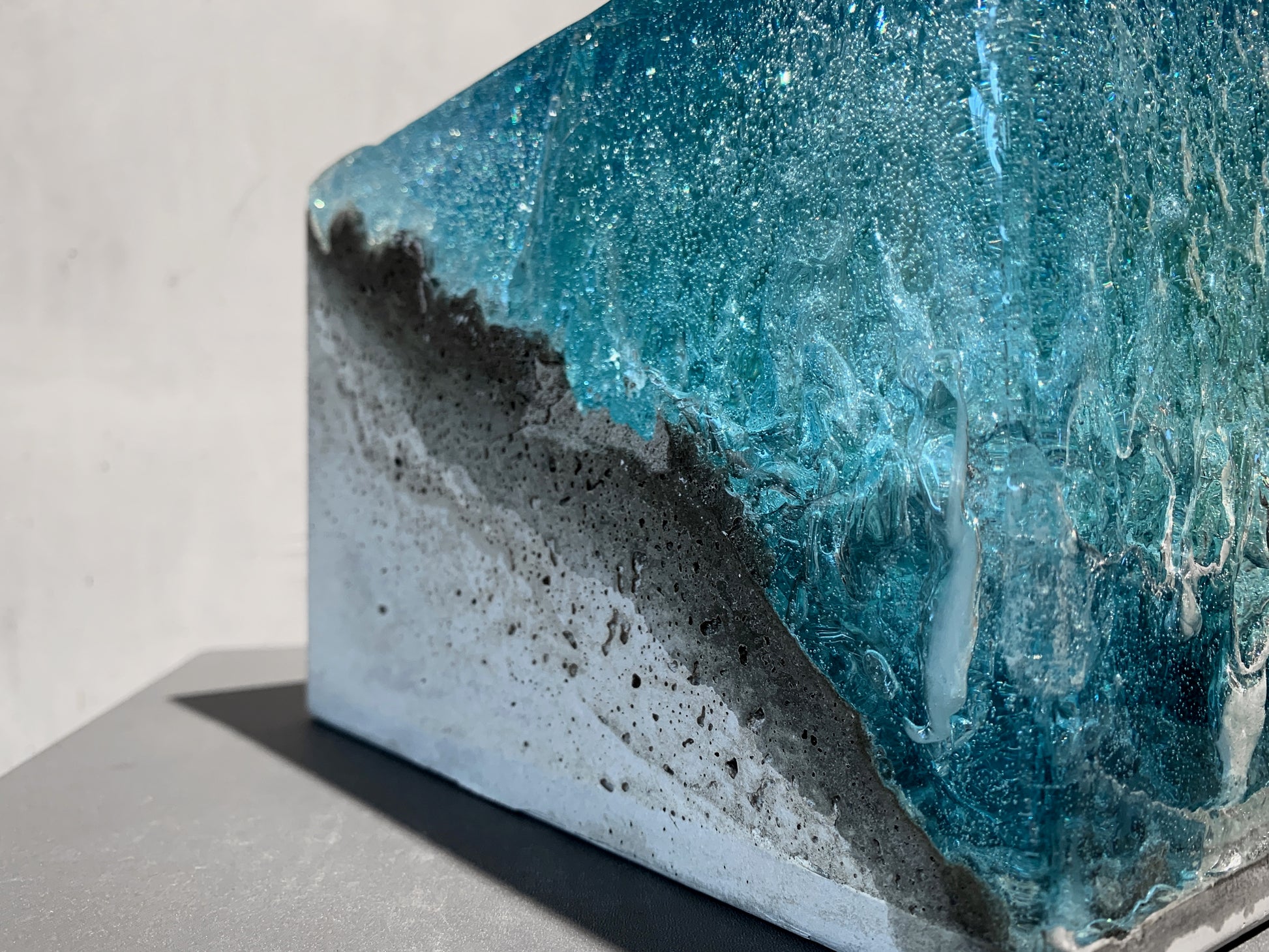 concrete x resin art | bubble