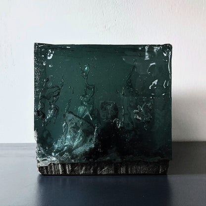 concrete x resin art | mystic, 2021 | W105mm x D100mm x H95mm
