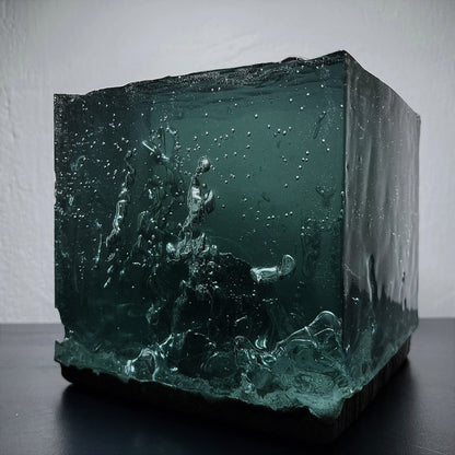 concrete x resin art | mystic, 2021 | W105mm x D100mm x H95mm