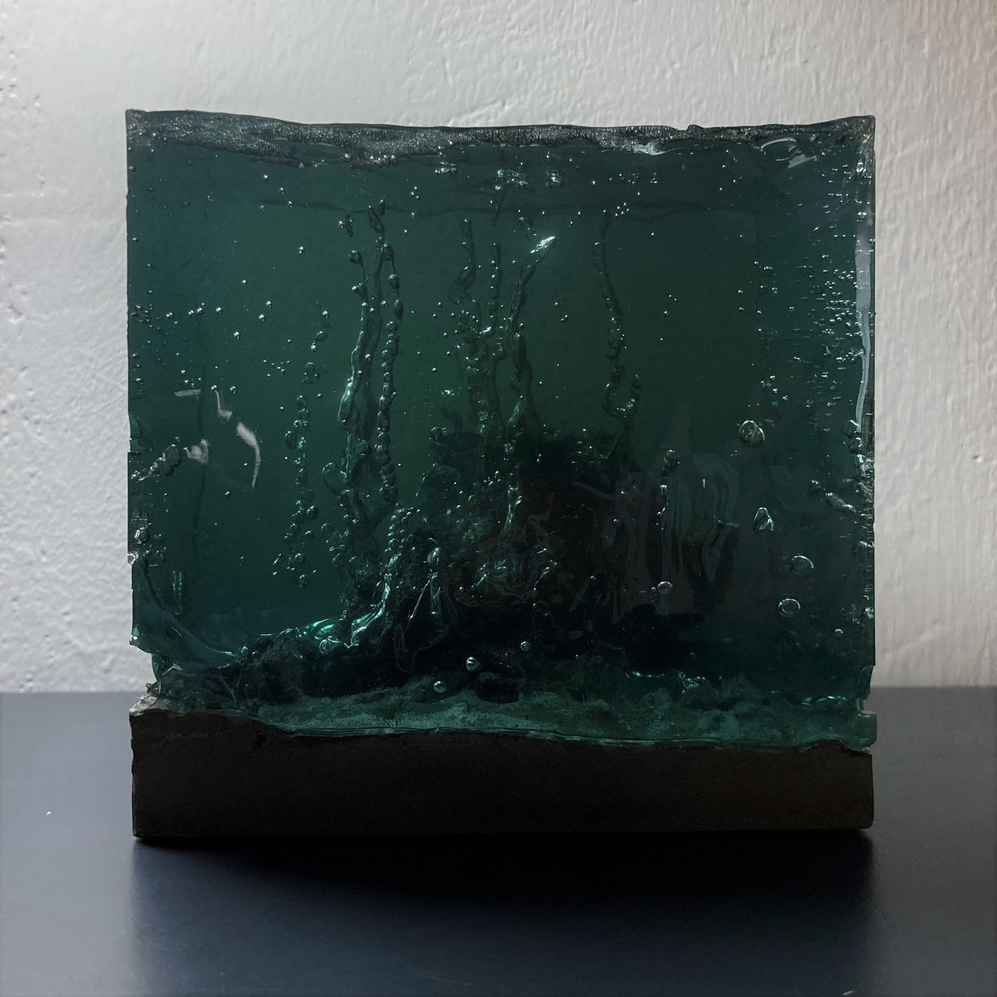 concrete x resin art | mystic II, 2021 | W120mm x D115mm x H115mm