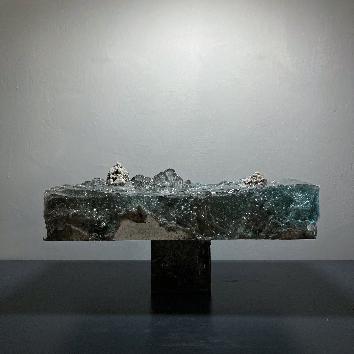 concrete x resin art | floating ocean - tectonic, 2022 | W350mm x D200mm x H190mm