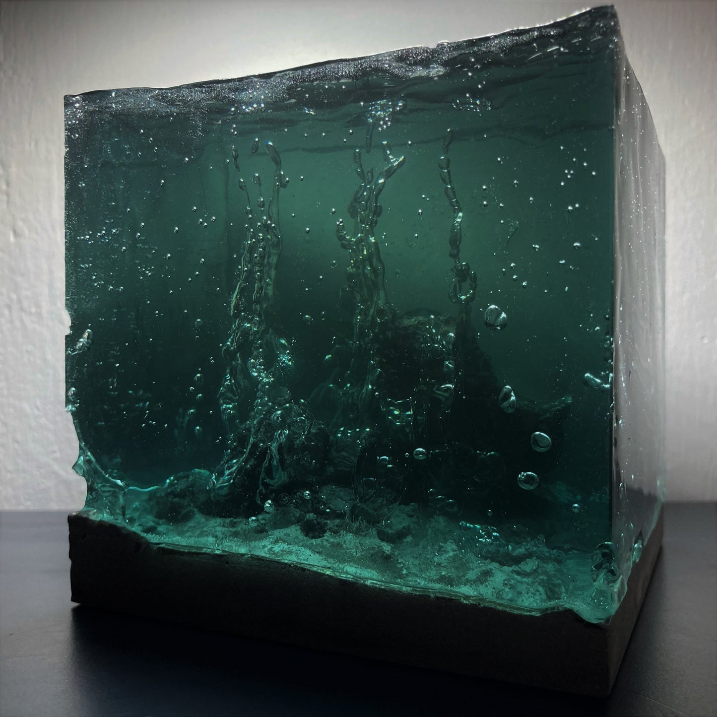 concrete x resin art | mystic II, 2021 | W120mm x D115mm x H115mm
