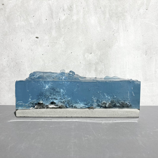 concrete x resin art | water cave, 2020 | W205mm x D90mm x H80mm