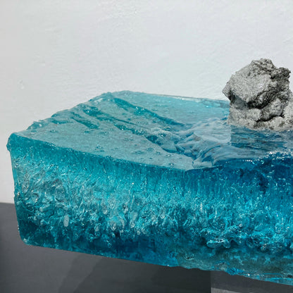 concrete x resin art | floating ocean - bubbles attack, 2021 | W350mm x D200mm x H210mm